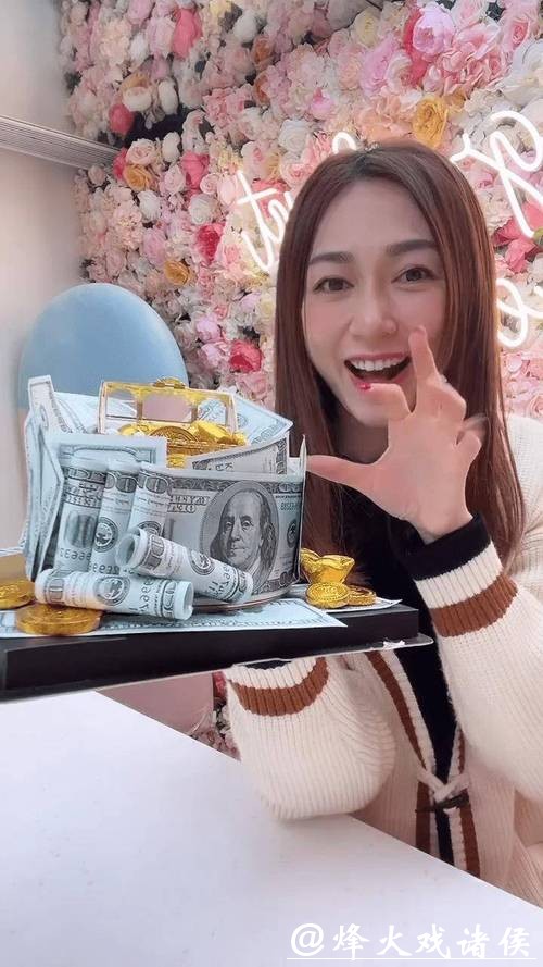 前港姐冠军原来是富二代，目前和家人同住五千万港元的豪宅